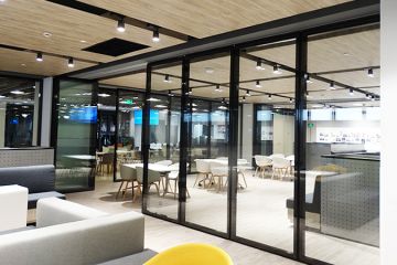 活動(dòng)隔斷與普通隔斷相比有什么不同的特點(diǎn)